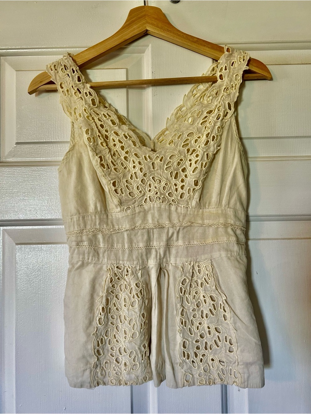 Anthro Floreat Cream Eyelet Lace Tank